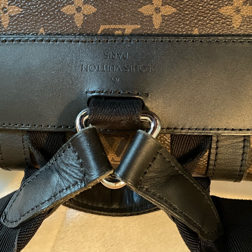 Authentic Louis Vuitton monogram Christopher PM backpack - Picture 5 of 8